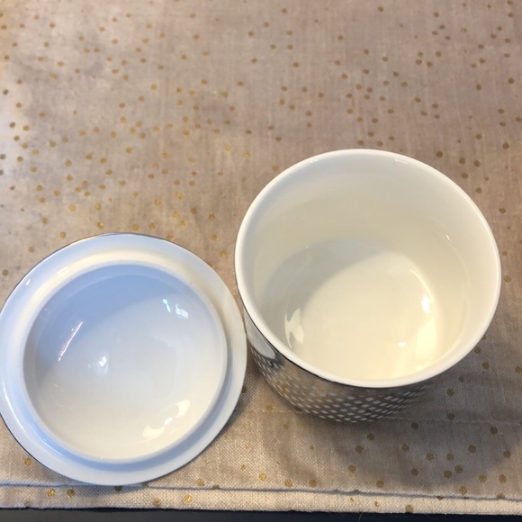 Grace’s Teaware silver geometric teapot, sugar, & creamer set. Good condition. - Picture 11 of 16